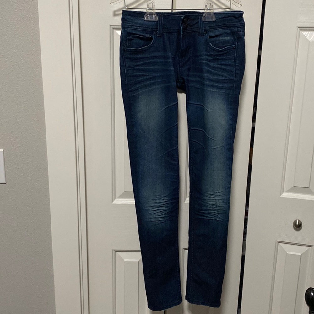 Vigoss skinny fit size 5/28 dark wash whiskers